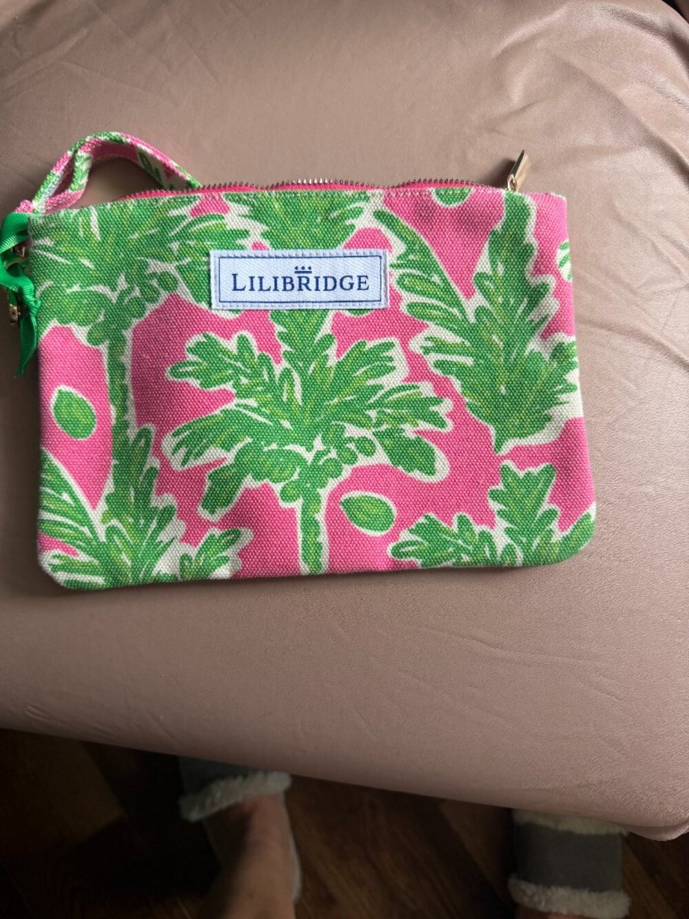 Lilibridge The Wristlet in Pink Coconut Palm